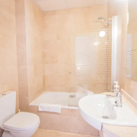 Apartment Recogidas 23 *